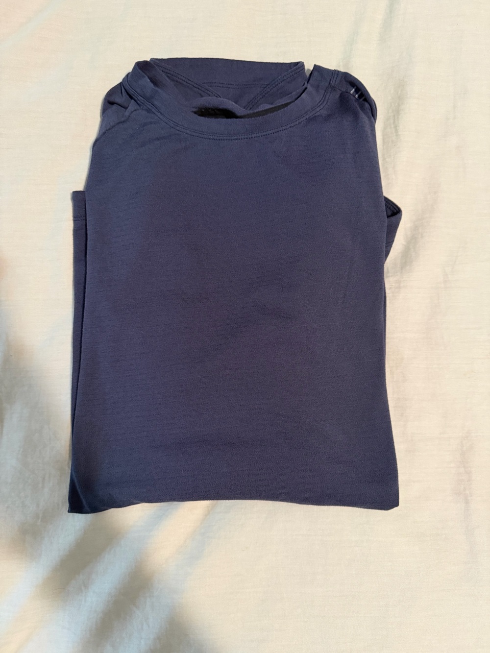 Lululemon men’s dry sense navy long sleeve size L